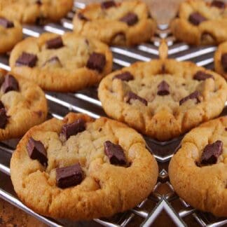 Chocolate Chip Cookie