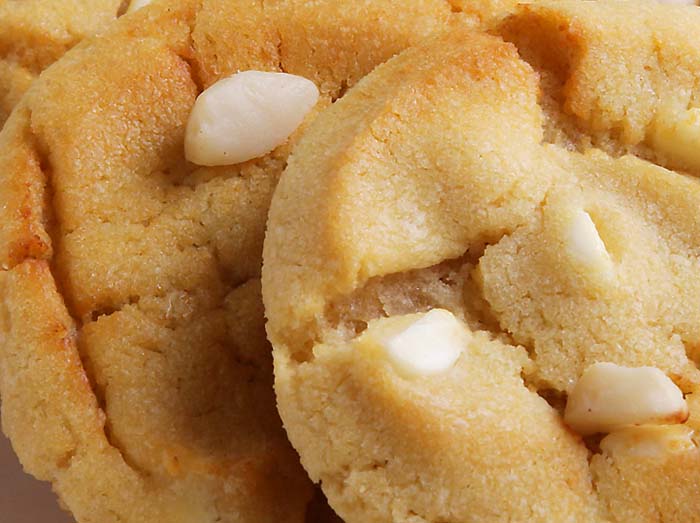  White Chocolate Macadamia Nut